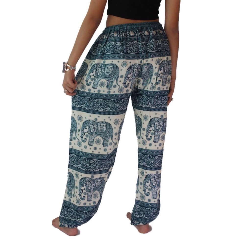 Bohemian Harem Pants🐘 One Size - Picture 8 of 8